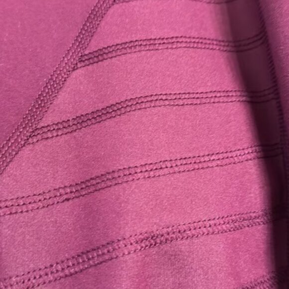 YOGALICIOUS Plum Leggings Mesh Legs Size Med Small Flaw GUC #M-078 - Picture 2 of 5